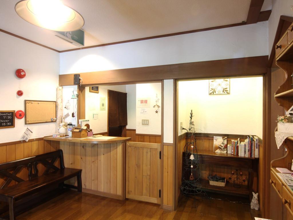 Pension Morinokaze Hakuba Exterior photo