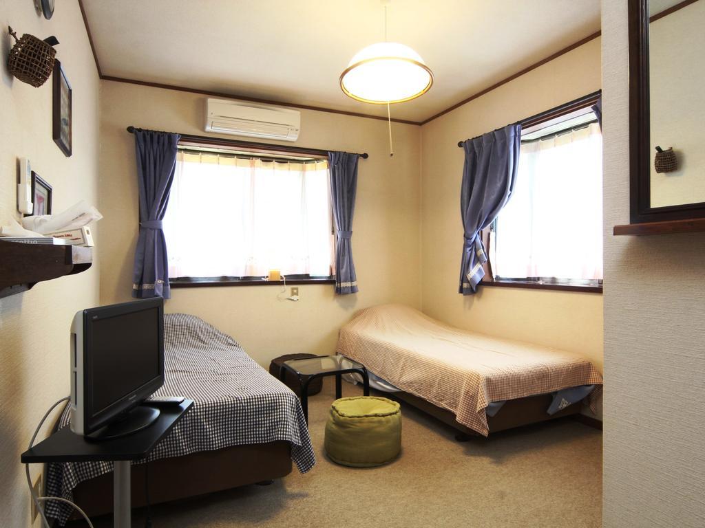 Pension Morinokaze Hakuba Exterior photo